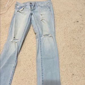 Distressed AE jeans